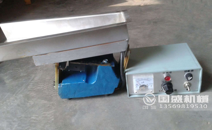微型电磁振动给料机 微型电磁振动给料机