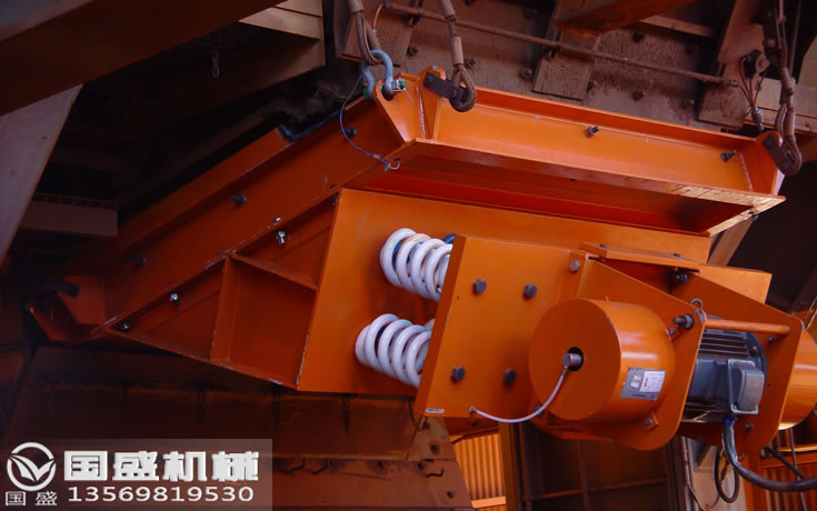 给料机结构图 给料机结构图